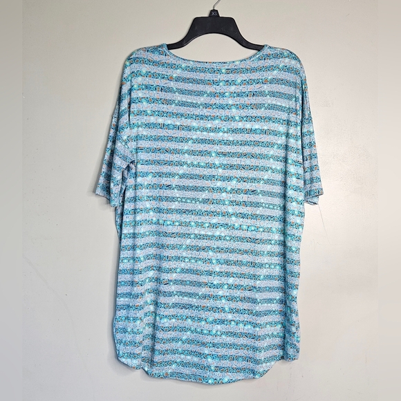 💜Lularoe Blouse Short Sleeve High Low Scoop Neck Green Multicolor size S 💙 - Picture 2 of 5